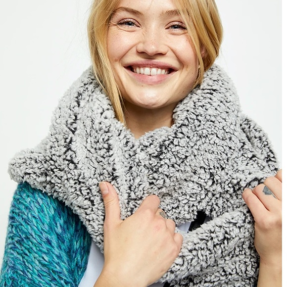 FP cloud 9 super soft infinity scarf - charcoal - Picture 1 of 1